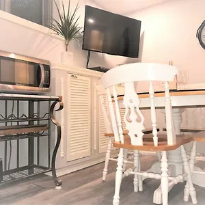 Canal Carleton U/td Place / Lansdowne / Dows Lake/ 2 Bedroom 2 Ba Apt Ottawa